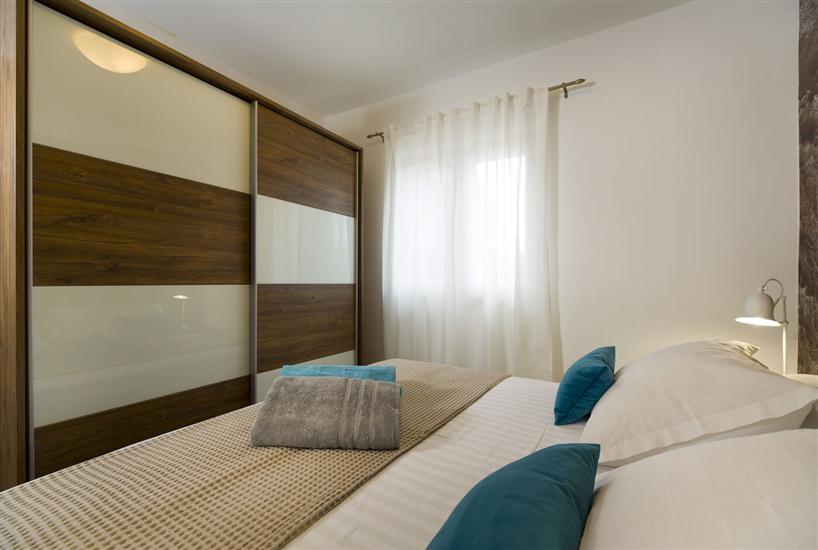 House K1, for 10 persons