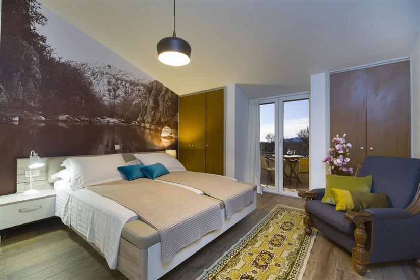 House K1, for 10 persons