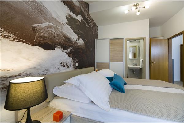 House K1, for 10 persons