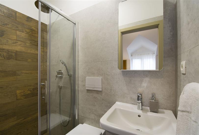 House K1, for 10 persons