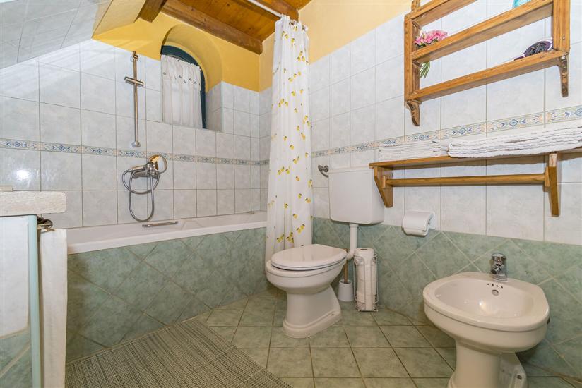 House K1, for 5 persons