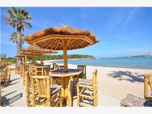 Apartment North Dalmatian islands,BookCenterFrom 92 €