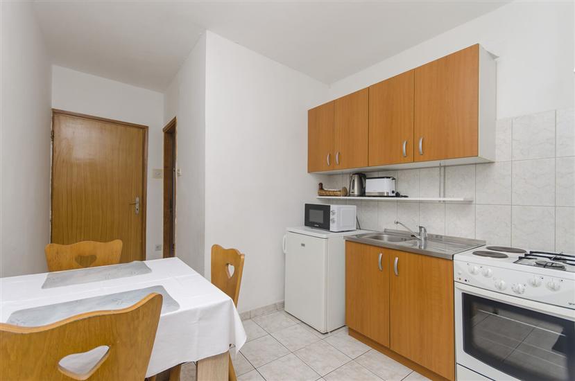 Apartment A2, for 3 persons