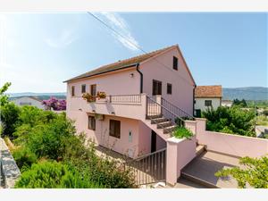 Apartment Lavčević Vrboska - island Hvar, Size 50.00 m2, Airline distance to town centre 300 m