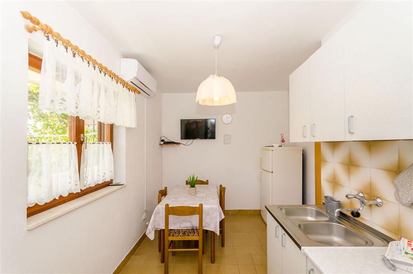 Apartment A1, for 4 persons