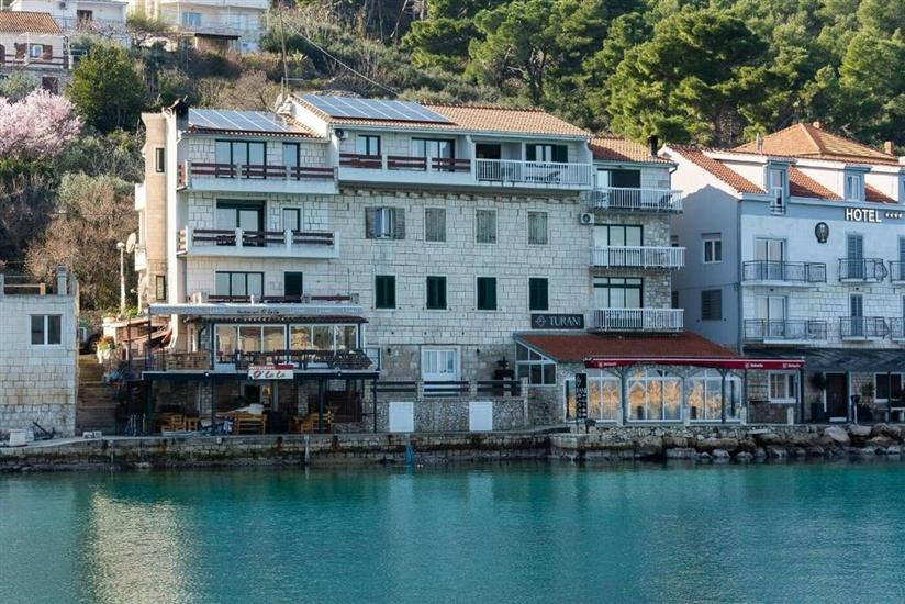 Apartments Seafront Paradise