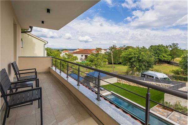 House K1, for 8 persons