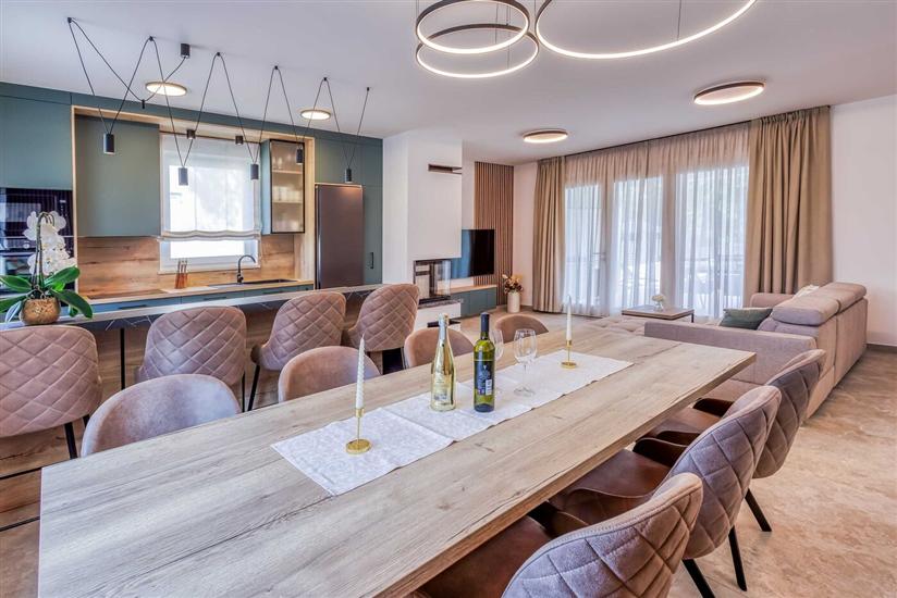 House K1, for 8 persons