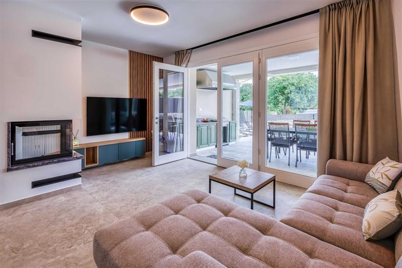 House K1, for 8 persons