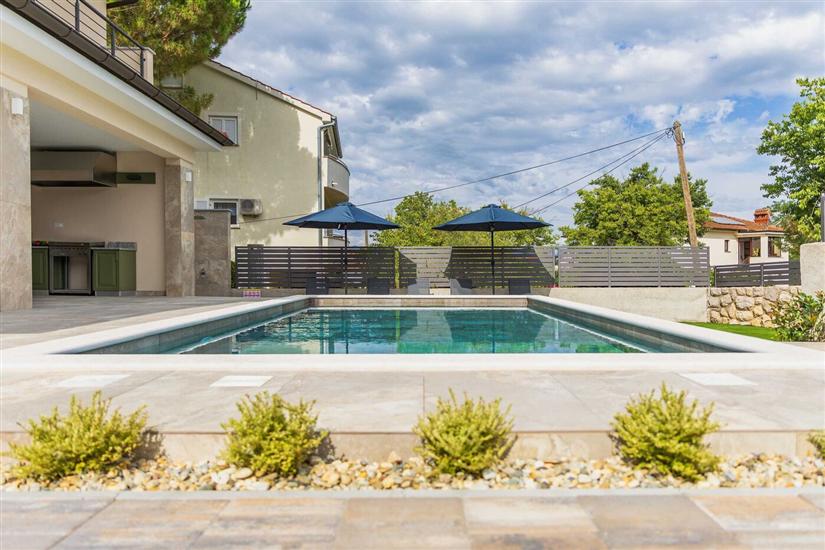 House K1, for 8 persons