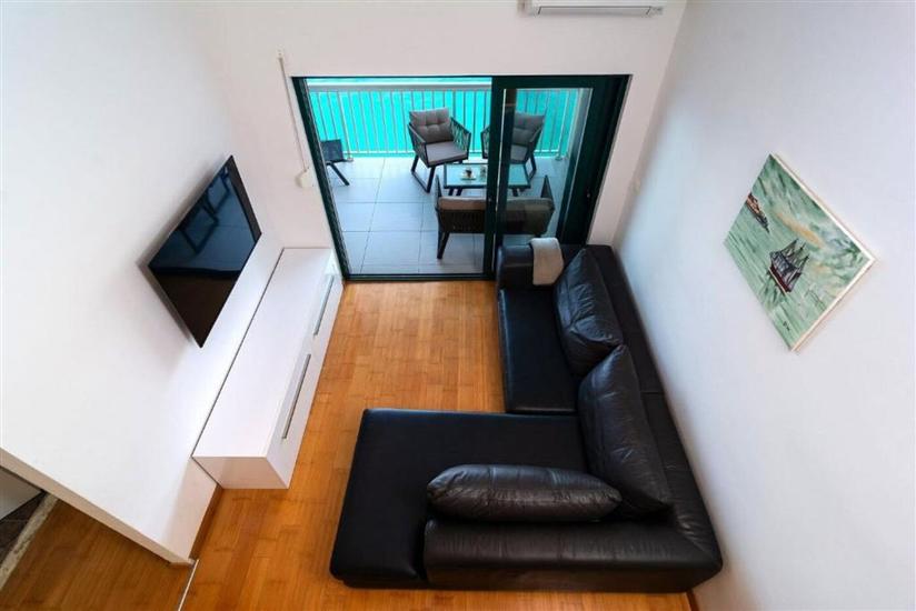 Apartment A1, for 5 persons