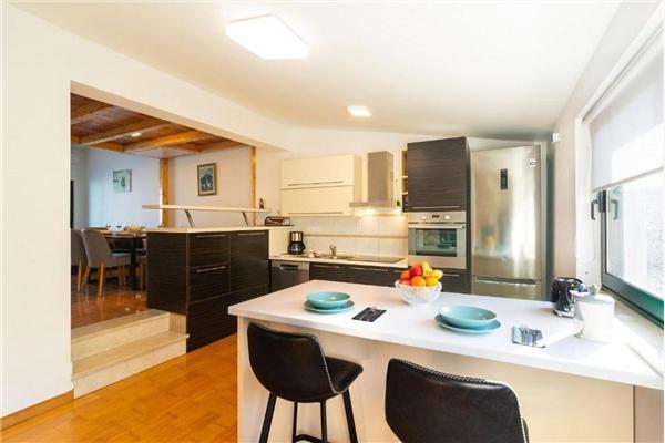 Apartment A1, for 5 persons