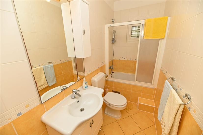 Apartment A1, for 4 persons