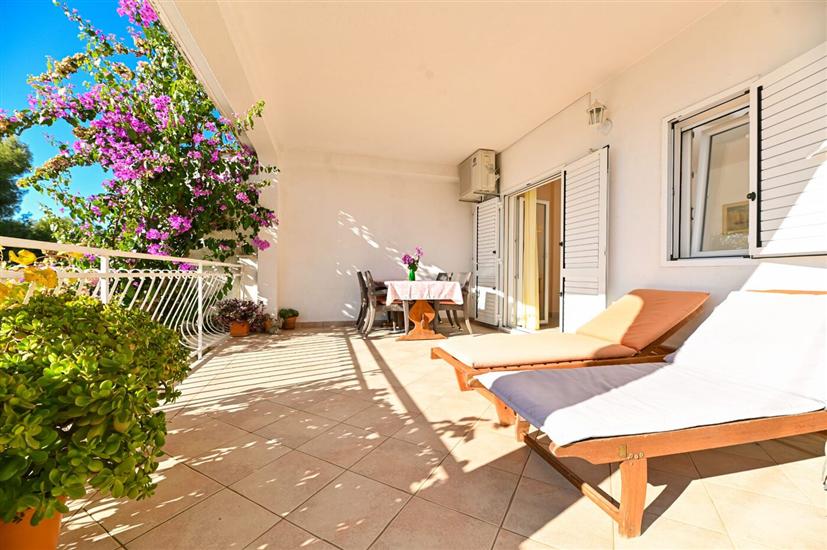 Apartment A1, for 4 persons