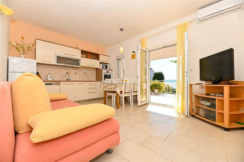 Apartment A1, for 4 persons