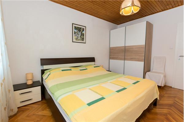 Apartment A1, for 6 persons