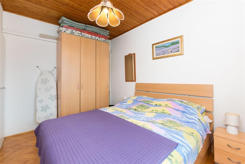 Apartment A1, for 6 persons