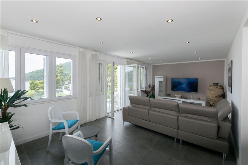 Apartment A1, for 6 persons