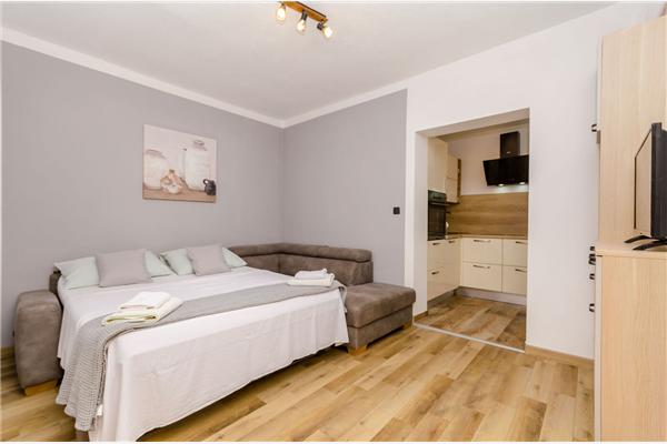 Apartment A7, for 5 persons