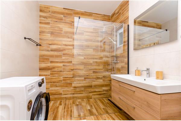 Apartment A7, for 5 persons