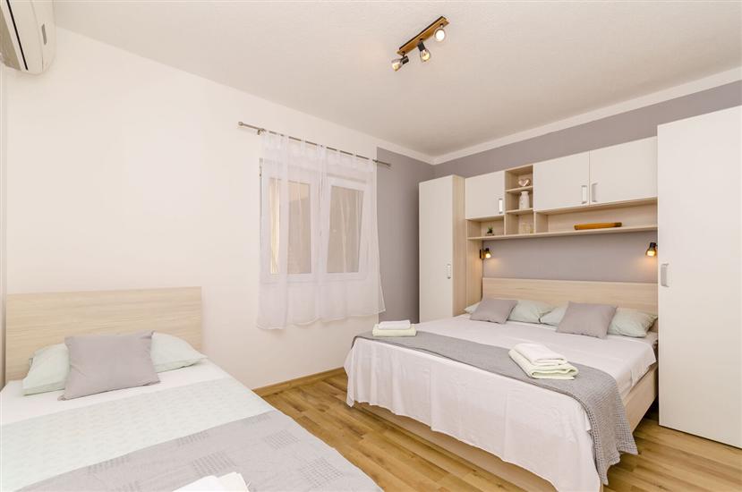 Apartment A7, for 5 persons