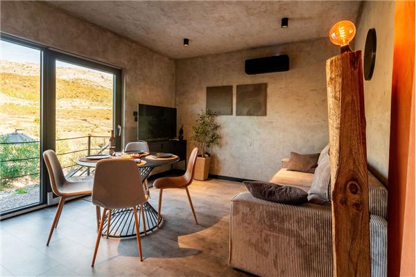 House K1, for 12 persons