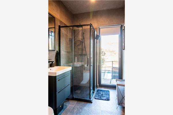 House K1, for 12 persons