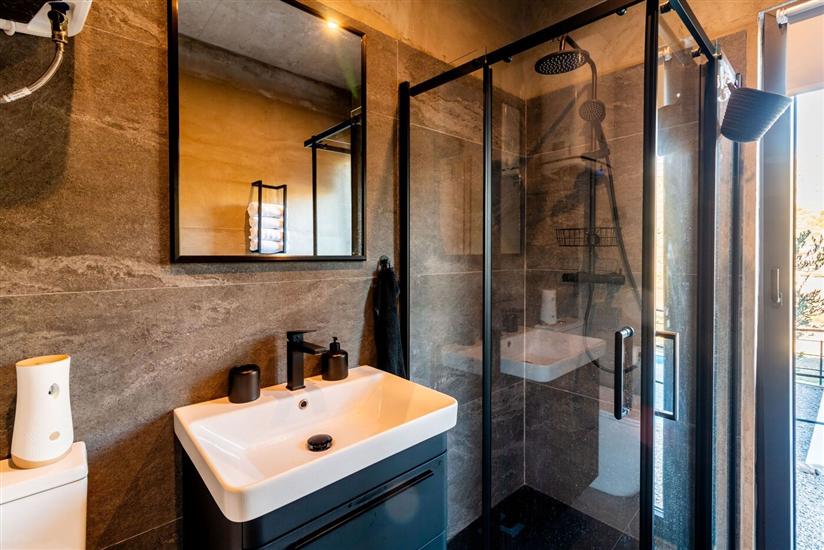 House K1, for 12 persons