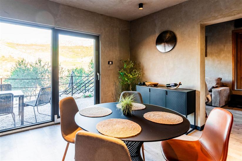 House K1, for 12 persons