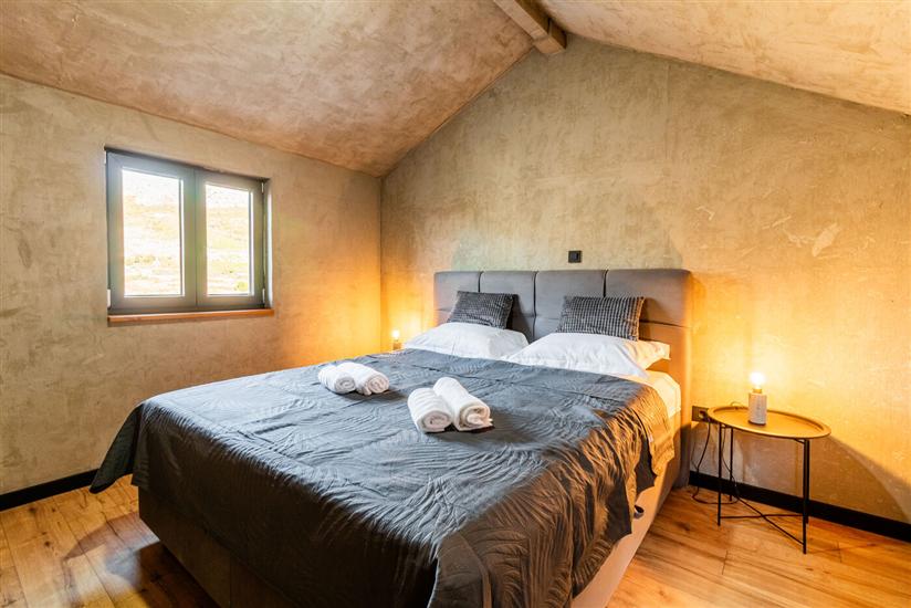 House K1, for 12 persons