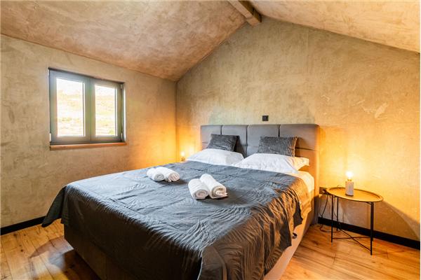 House K1, for 12 persons