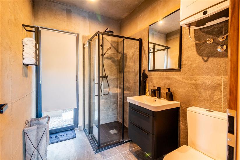 House K1, for 12 persons