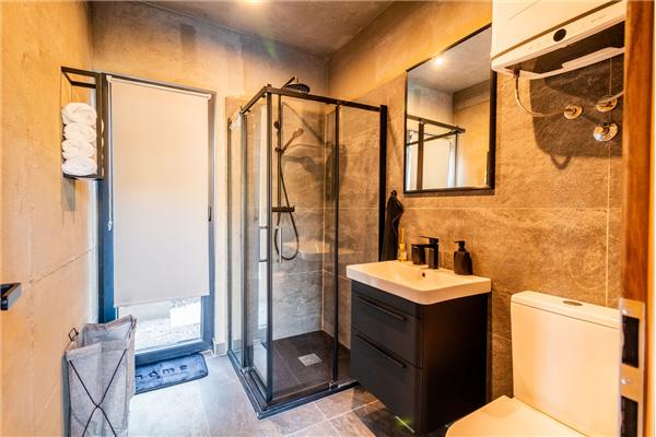 House K1, for 12 persons