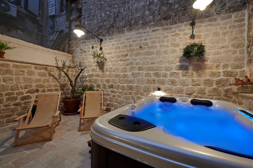 Apartment A2, for 2 persons