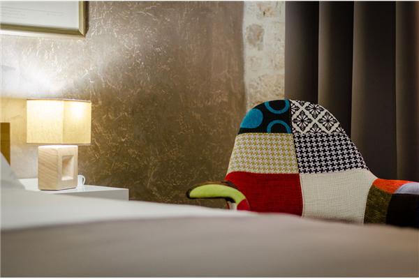 Room S1, for 2 persons