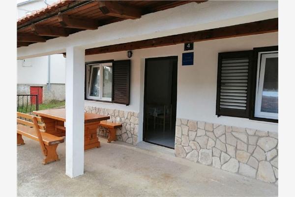 Apartment A1, for 5 persons