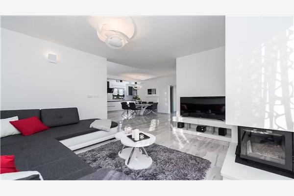 Hiša K1, na 6 osebe