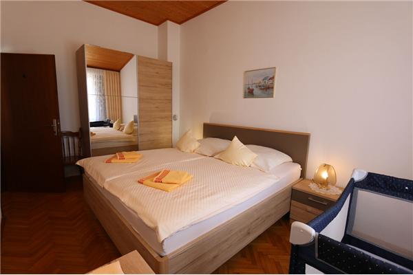 Apartman A1, na 8 osebe