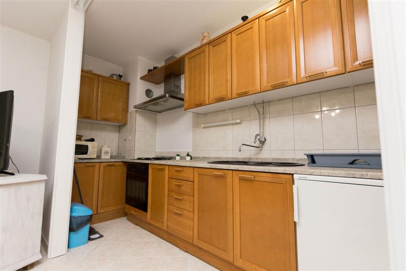 Apartment A2, for 6 persons