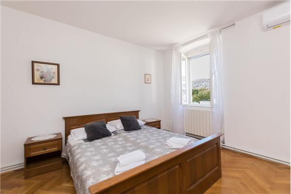 Apartment A2, for 6 persons