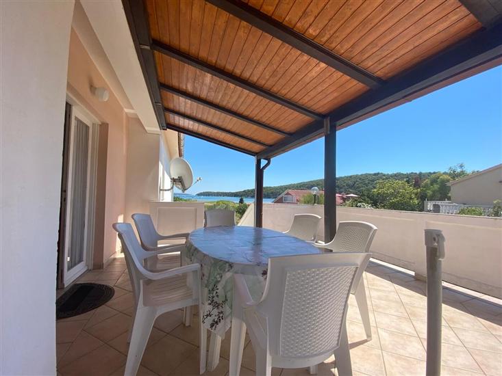 Apartment A2, for 6 persons