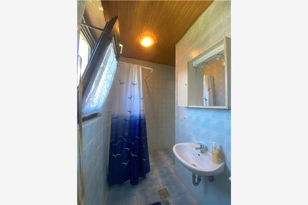 Apartment A2, for 6 persons