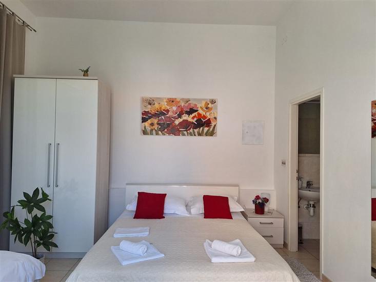 Apartment A1, for 3 persons