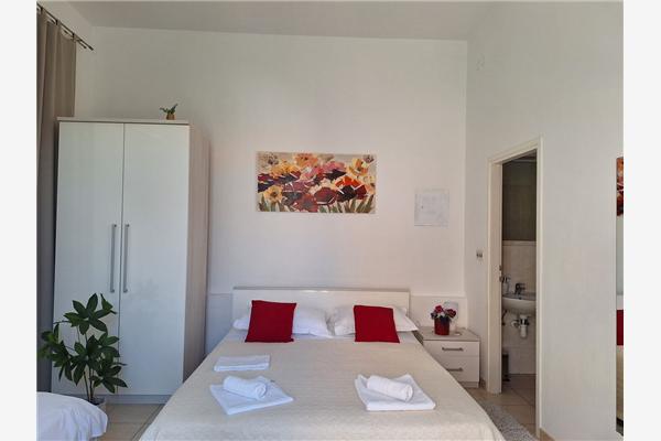 Apartment A1, for 3 persons