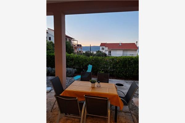 Apartment A2, for 4 persons