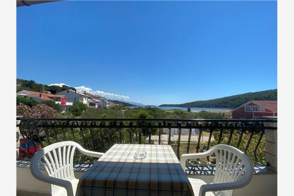 Apartment A2, for 6 persons