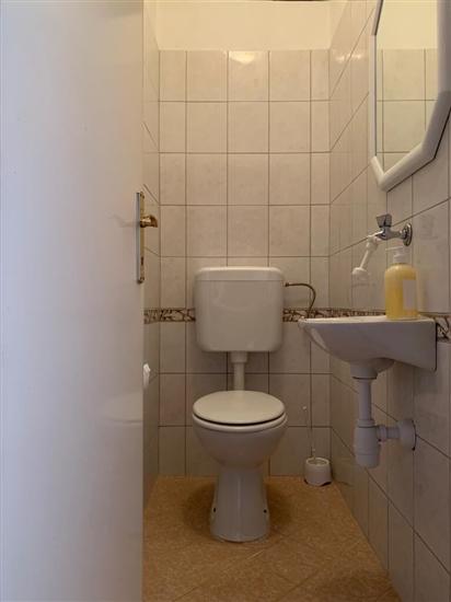 Apartment A2, for 6 persons