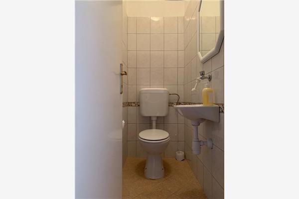 Apartment A2, for 6 persons