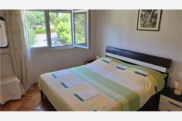 Apartment A1, for 6 persons