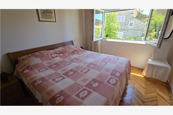 Apartment A1, for 6 persons